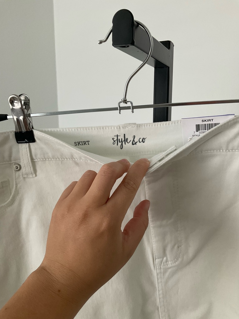 NWT Style & Co. Mid Rise Skirt In White - Picture 3 of 5